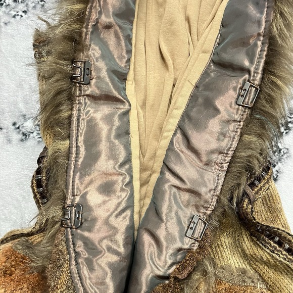 Boston Proper Faux Fur Vest Womens Size Small Boho Belted Western Festival - Picture 6 of 15